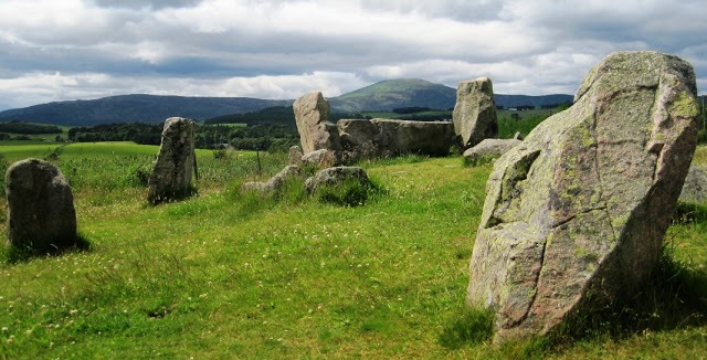 Círculo de Pedras Tomnaverie 