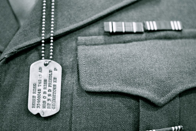 Gerador de Número de Série de Dog Tag