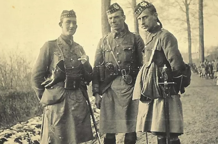 O exército escocês e a história da Highlanders Glengarry Cap
